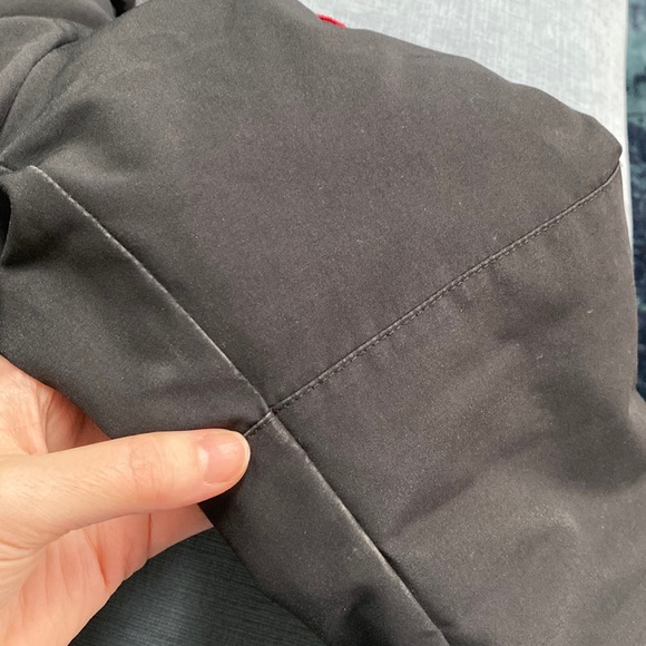 Canada Goose Kinley Parka - Picture 15 of 16